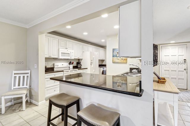 101 Lighthouse Rd Apt 2204, Hilton Head Island, SC 29928