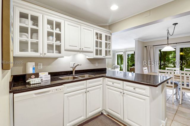 101 Lighthouse Rd Apt 2204, Hilton Head Island, SC 29928