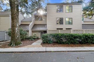 101 Lighthouse Rd Apt 2204, Hilton Head Island, SC 29928