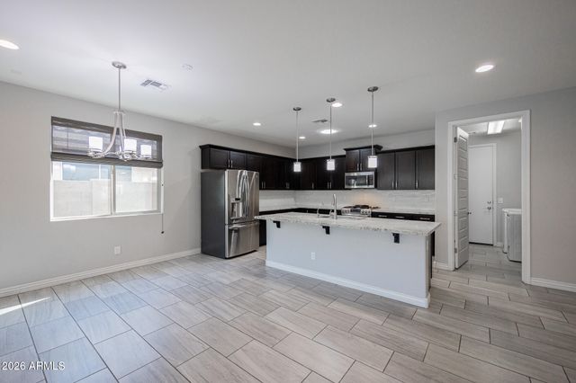 2612 W PEROLA Drive, Phoenix, AZ 85085