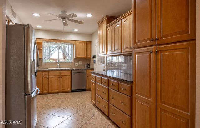 10905 W EL CAPITAN Circle, Sun City, AZ 85351