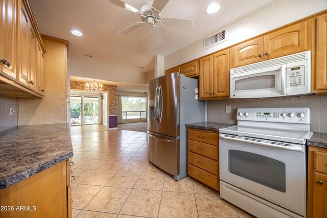 10905 W EL CAPITAN Circle, Sun City, AZ 85351