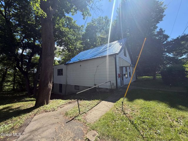 1886 Highland Avenue, Troy, NY 12180