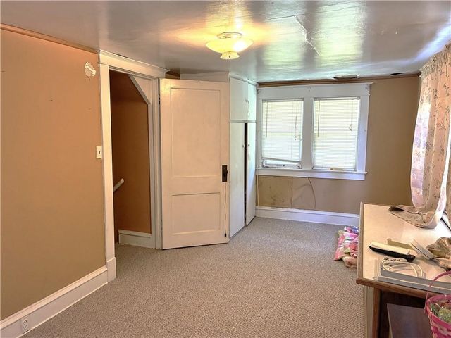 3525 Flora Avenue, Kansas City, MO 64109