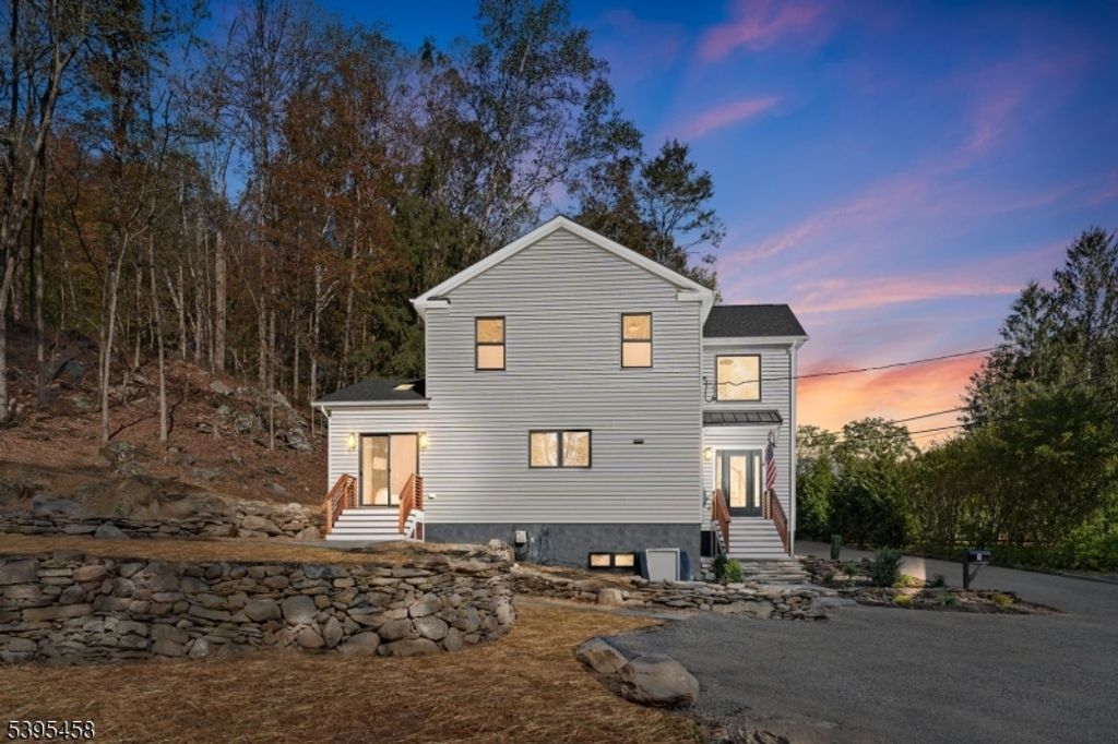 1 Four Corners Rd, Blairstown Twp., NJ 07825