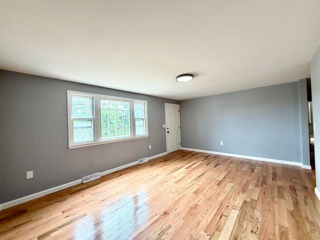 377 broad Street, Nashua, NH 03063