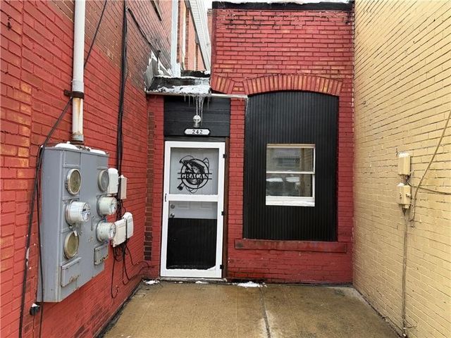 244-246 Brown St, Everson, PA 15631