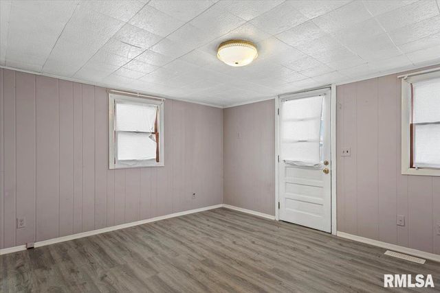 1224 N RUTLEDGE Street, Springfield, IL 62702