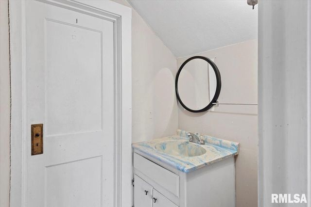 1224 N RUTLEDGE Street, Springfield, IL 62702