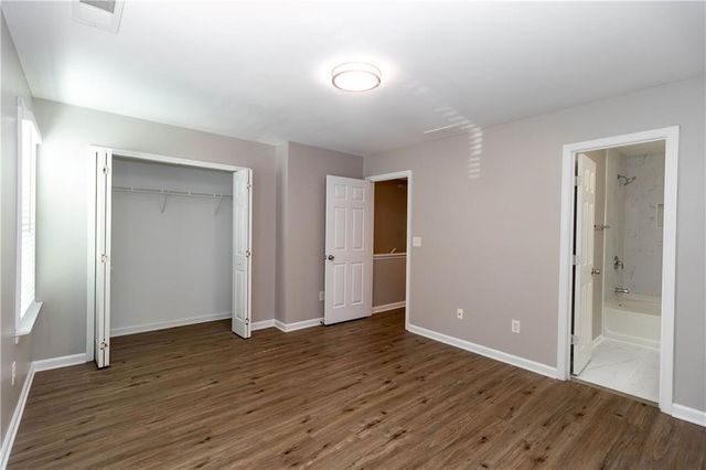 745 Crestwell SW Circle, Atlanta, GA 30331