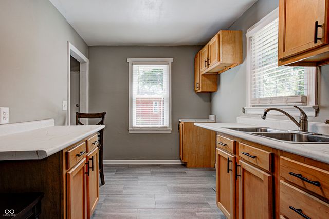 8725 Crawfordsville Road, Indianapolis, IN 46234