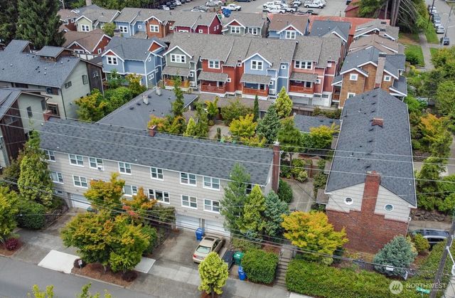8001 Densmore Avenue N, Seattle, WA 98103