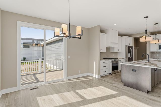 2975 Colfax Street, Douglas Vllg, MI 49408
