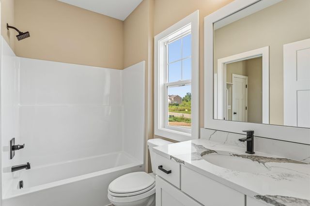 2975 Colfax Street, Douglas Vllg, MI 49408