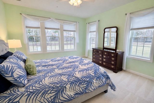 7 Augustus Ct 1013, Reading, MA 01867