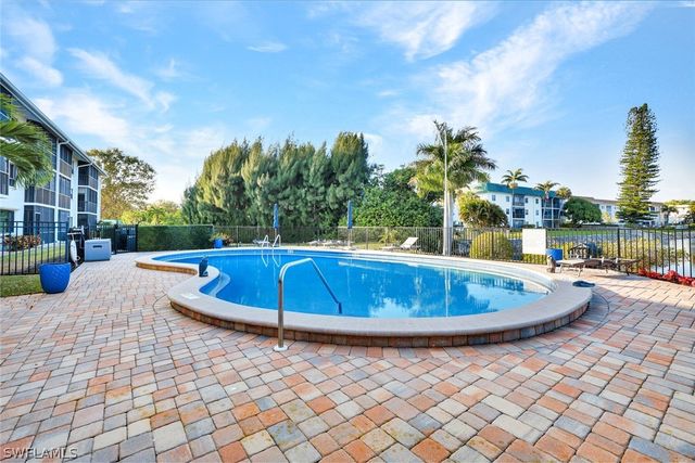 855 Ketch DR 206, Naples, FL 34103