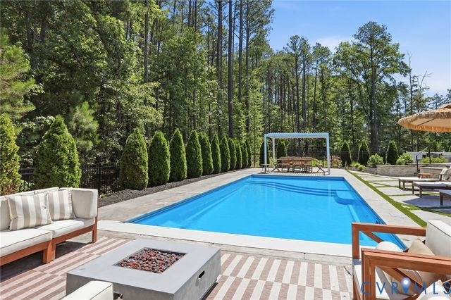 12341 Haybrook Ln, Henrico, VA 23059