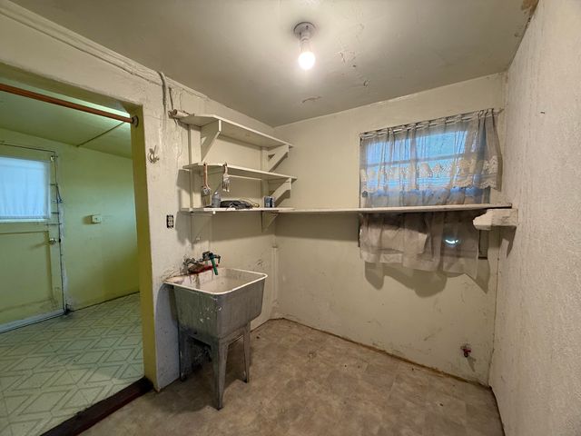 6820 CA-273, Anderson, CA 96007