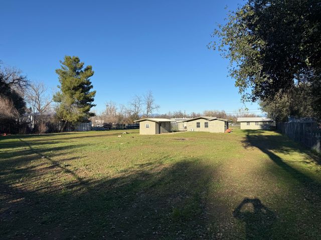 6820 CA-273, Anderson, CA 96007