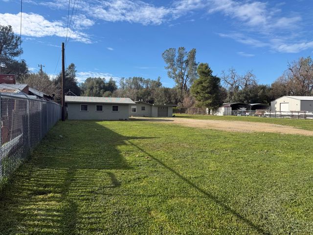 6820 CA-273, Anderson, CA 96007