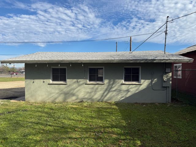 6820 CA-273, Anderson, CA 96007