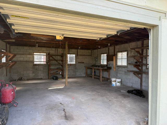 6820 CA-273, Anderson, CA 96007