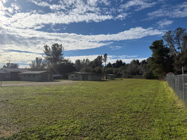 6820 CA-273, Anderson, CA 96007