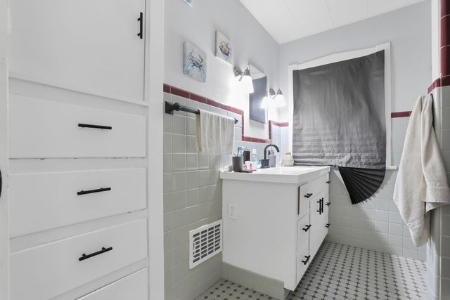 2706 Vida Place, Columbus, OH 43204