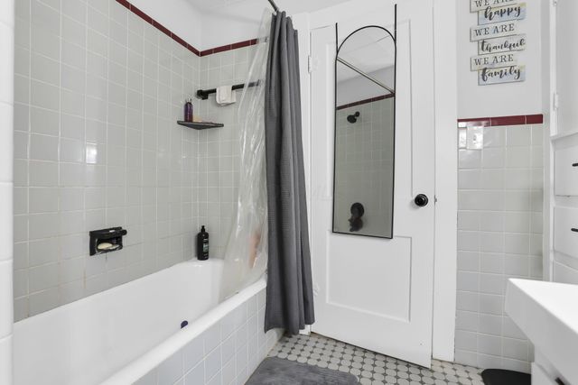 2706 Vida Place, Columbus, OH 43204