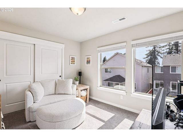 11489 Se PLEASANT VALLEY Pkwy, Happy Valley, OR 97086