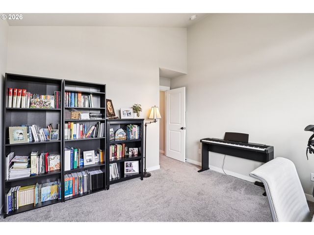 11489 Se PLEASANT VALLEY Pkwy, Happy Valley, OR 97086