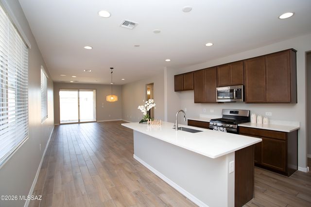 16425 S Paseo Bocoy, Sahuarita, AZ 85629