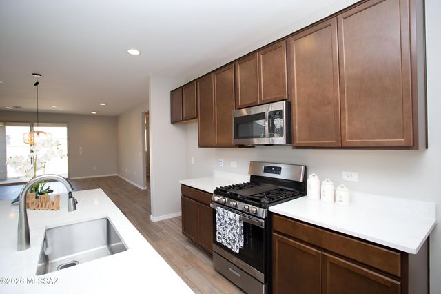 16425 S Paseo Bocoy, Sahuarita, AZ 85629