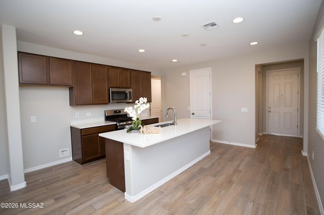 16425 S Paseo Bocoy, Sahuarita, AZ 85629