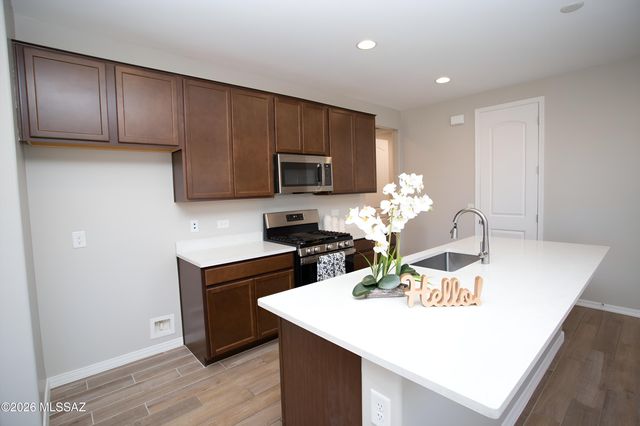 16425 S Paseo Bocoy, Sahuarita, AZ 85629