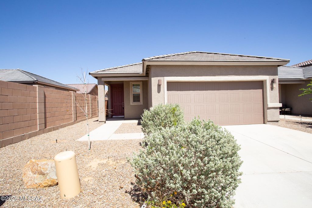 16425 S Paseo Bocoy, Sahuarita, AZ 85629