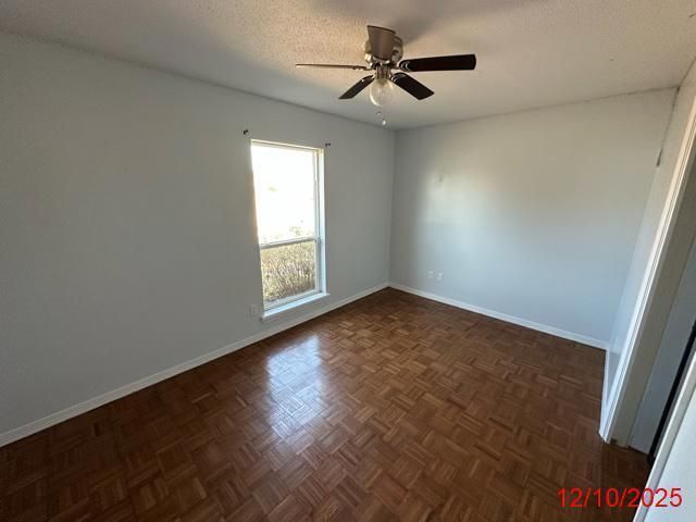 1039 Blvd De La Parisienne, Mary Esther, FL 32569