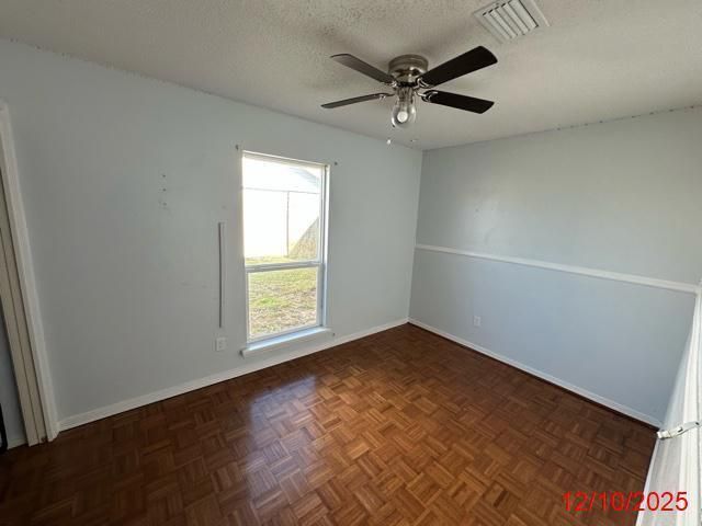 1039 Blvd De La Parisienne, Mary Esther, FL 32569