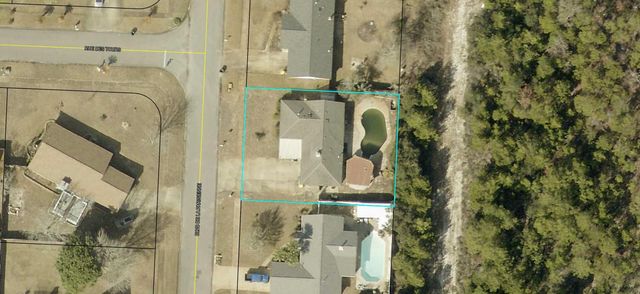 1039 Blvd De La Parisienne, Mary Esther, FL 32569