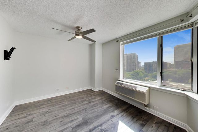 801 S Plymouth Court 1006, Chicago, IL 60605
