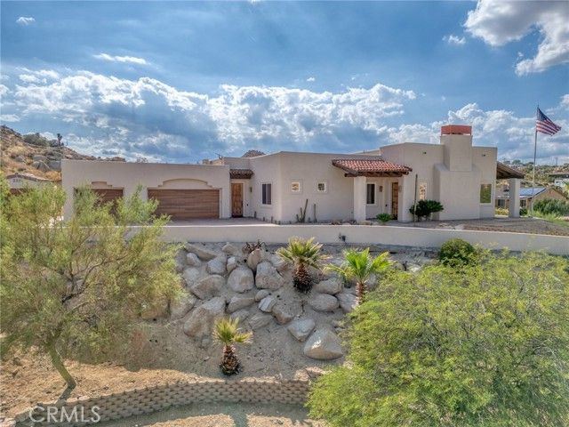 57045 Plaza Del Amigo, Yucca Valley, CA 92284