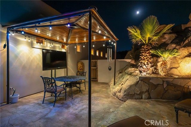 57045 Plaza Del Amigo, Yucca Valley, CA 92284