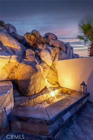 57045 Plaza Del Amigo, Yucca Valley, CA 92284