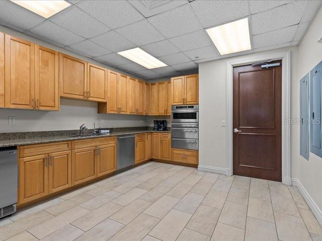 331 CLEVELAND STREET 1702, Clearwater, FL 33755