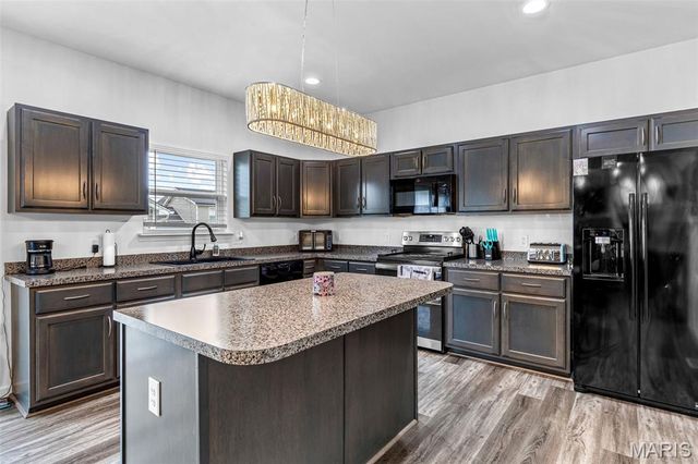 500 Arctic Wolf Drive, Imperial, MO 63052