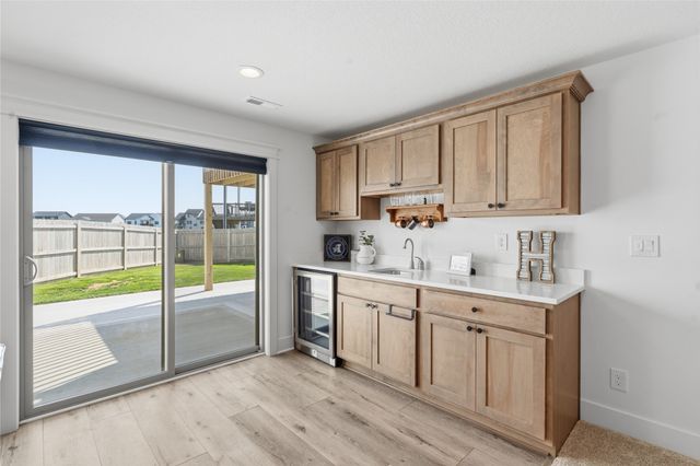 1001 NW Benjamin Drive, Ankeny, IA 50023