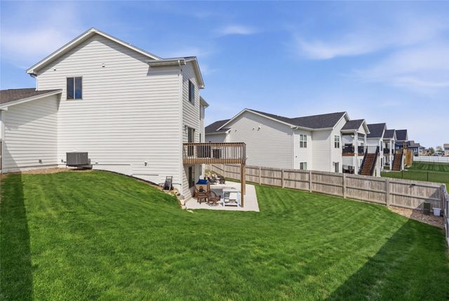 1001 NW Benjamin Drive, Ankeny, IA 50023
