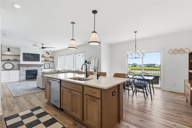 1001 NW Benjamin Drive, Ankeny, IA 50023