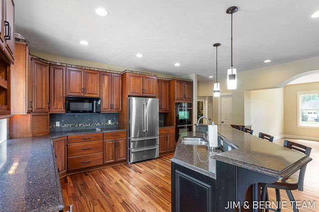 3477 Palmer Drive, Saugatuck Twp, MI 49453