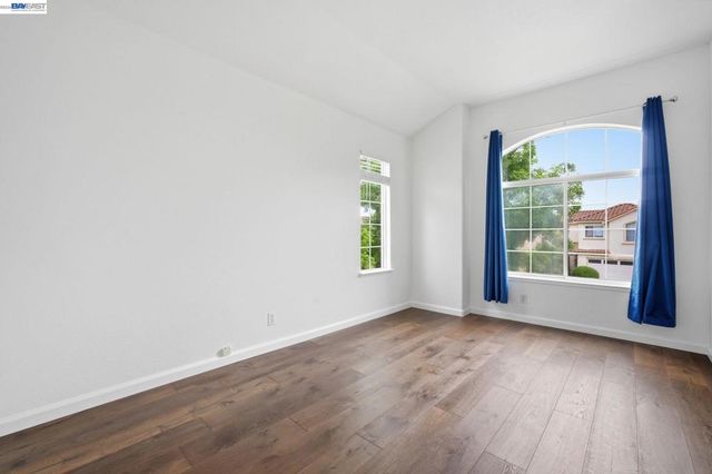 8516 Peachtree Ave, Newark, CA 94560